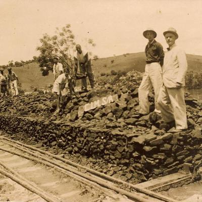 Antiga Linha Ao Lado Da Navegacao