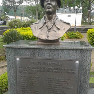 Expedicionarios Homenagem