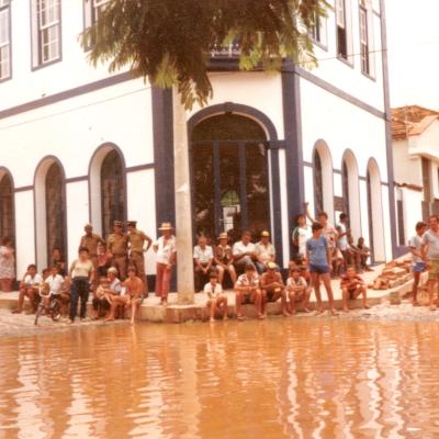 Enchente 72
